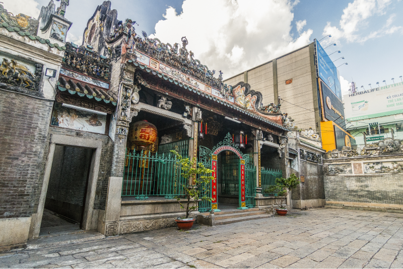 Chùa Bà Thiên Hậu TP.HCM