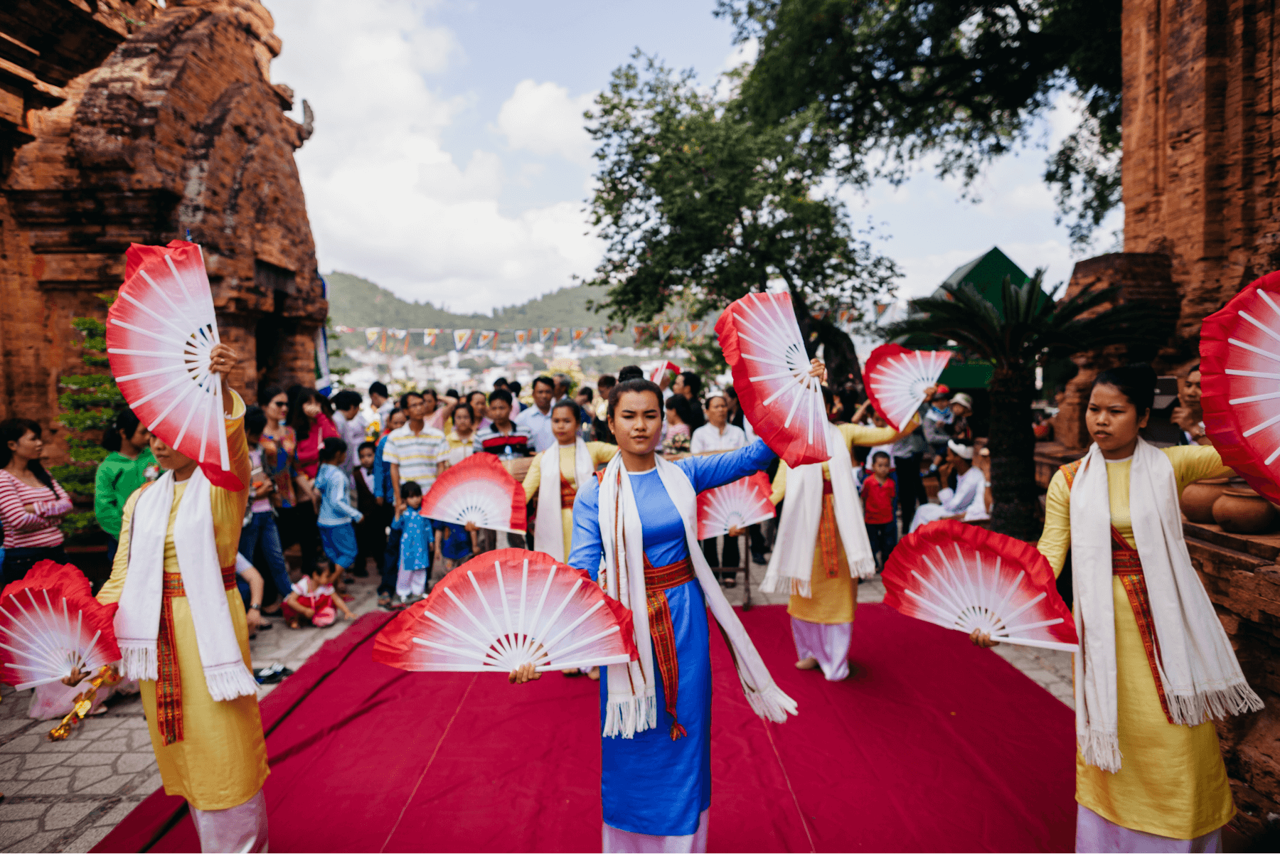Lễ hội ở Tháp Bà Ponagar