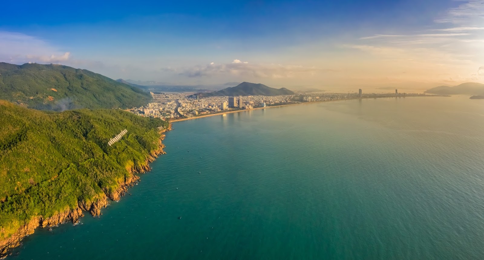 Ghenh Rang Tien Sa seen from above