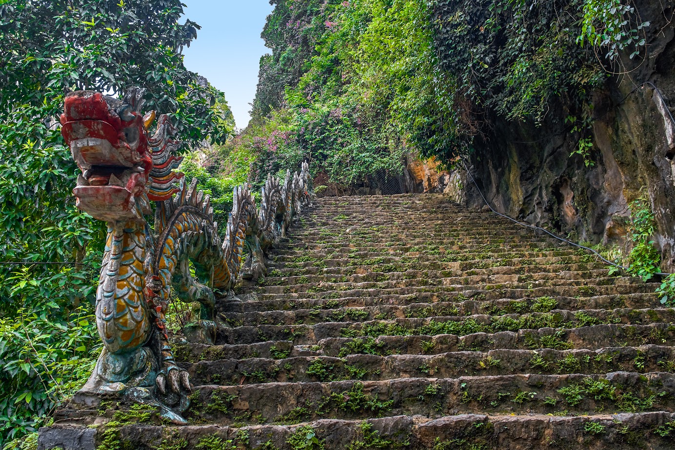 Các lưu ý khi du lịch Hang Múa