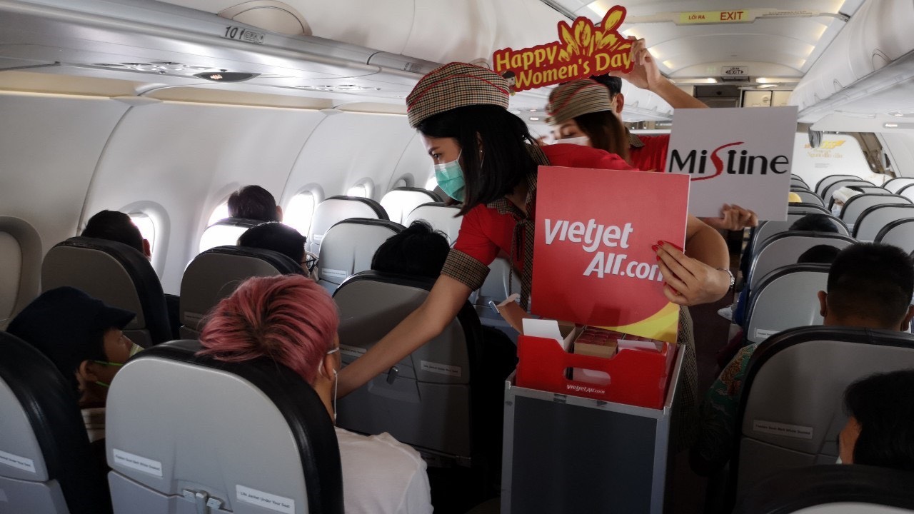 เวียตเจ็ทจัดเซอร์ไพรส์ฉลองวันสตรีสากลบนเที่ยวบิน พร้อมโปรโมชั่น ส่วนลดค่าโดยสาร 83%