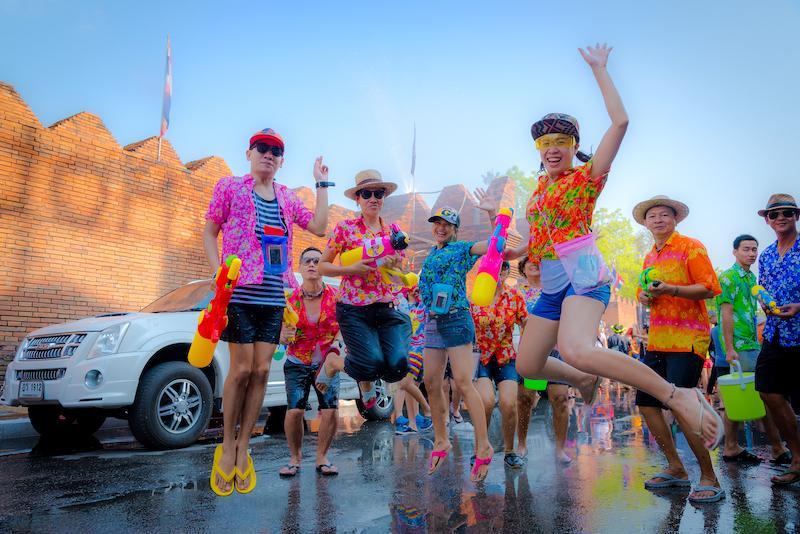 Lễ hội té nước Songkran