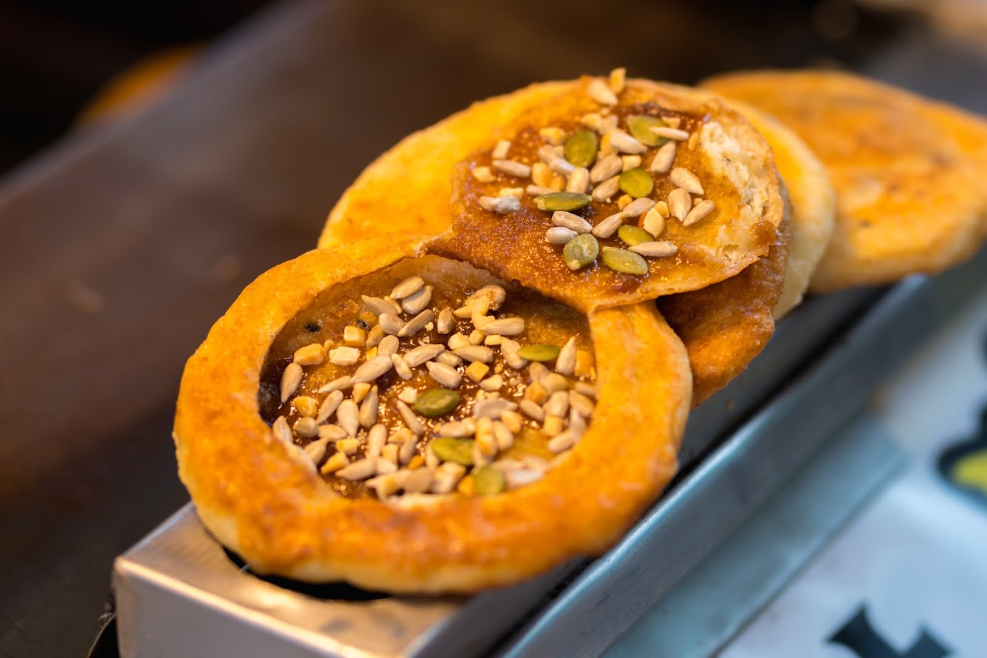 가을에 한국을 방문할 때 놓치면 안 되는 음식 중 하나가 호떡입니다.